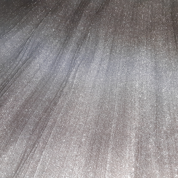 Silver Grey pleaded skirt size 12 Roberta di Roma with Under Armour gloves - Picture 2 of 3